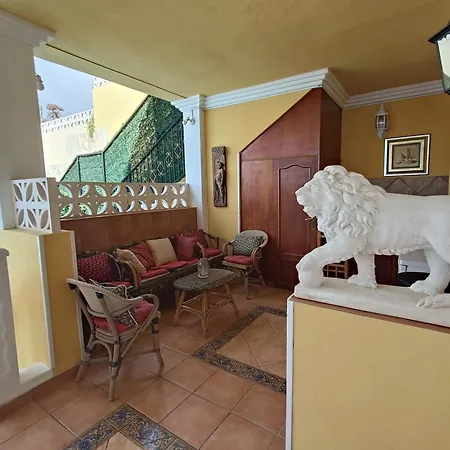Villa Costa Adeje 빌라